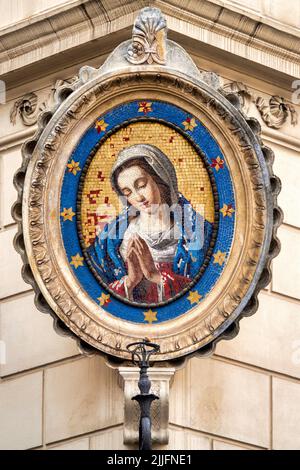 Madonna aedicola in Piazza campo de Fiori, Roma, Italia Foto Stock