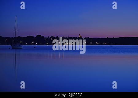 lago dopo il tramonto (Ammersee) Foto Stock