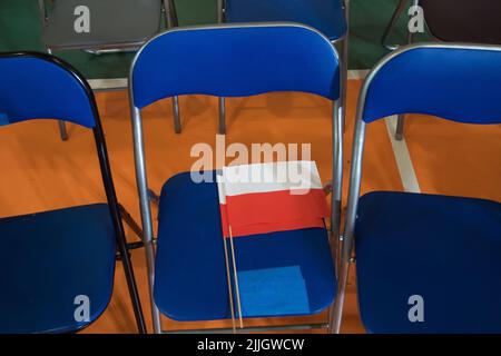 Bandiera nazionale polacca a Wejherowo, Polonia © Wojciech Strozyk / Alamy Stock Photo *** Local Caption *** Foto Stock