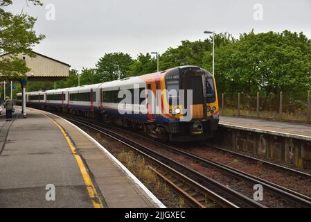 South Western Railway Class 444 Desiro Electric Multiple Unit 444001 Arribs at Hamworthy on a Waterloo - Weymouth service on 12th May 2018. Foto Stock