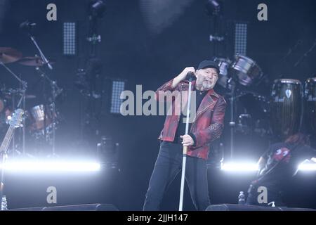 Torino, Italia. 30th giugno 2022. Concerto allo stadio olimpico di Torino 30-06-2022 nella foto: Vasco Rossi Credit: Independent Photo Agency/Alamy Live News Foto Stock