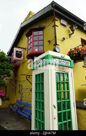 Durty Nelly's, pub irlandese originale (Est.1620), Bunratty Village, Bun na Raite, Clare County, Irlanda, Éire, Irland, Írország, Europa Foto Stock