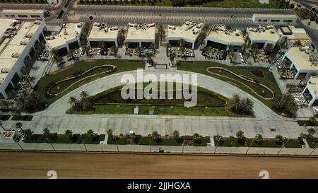 Un drone aereo del centro commerciale Murouj a Sabhan City, Kuwait Foto Stock
