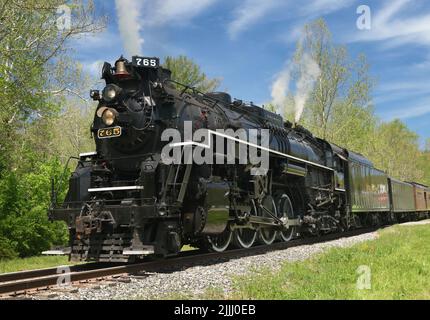 Placca in nickel strada n. 765 è un 2-8-4 " Berkshire' tipo locomotiva a vapore costruita per la lastra di nickel Road nel 1944 dalla Lima locomotore lavora a Lima, O Foto Stock