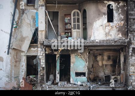 Borodianka, Ucraina. 28th maggio 2022. Costruzione distrutta dalle forze russe a causa dell'invasione russa dell'Ucraina. La Russia invasa l'Ucraina il 24 febbraio 2022. (Foto di Oleksii Chumachenko/SOPA Images/Sipa USA) Credit: Sipa USA/Alamy Live News Foto Stock