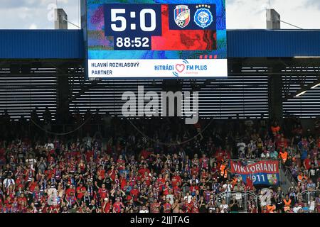 Pilsen, Repubblica Ceca. 26th luglio 2022. I tifosi durante il turno di qualificazione della Champions League 2nd tornano alla partita Viktoria Plzen contro HJK Helsinki a Pilsen, Repubblica Ceca, 26 luglio 2022. Credit: Miroslav Chaloupka/CTK Photo/Alamy Live News Foto Stock