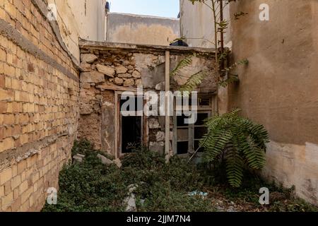 Il primo piano di un vecchio edificio sparato Foto Stock