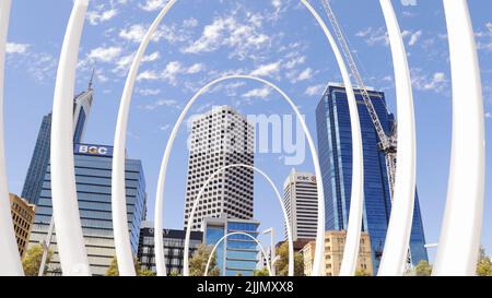 La vista degli archi di banda a Elizabeth Quay. Perth, Australia Occidentale. Foto Stock