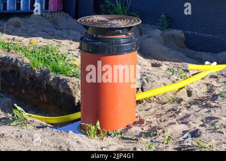 Sistemi di drenaggio privati. Sistema fognario di acqua Foto Stock