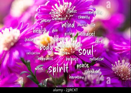 Un corpo mente anima spirito concetto di motivazione e potere mentale in uno sfondo di fiori Foto Stock