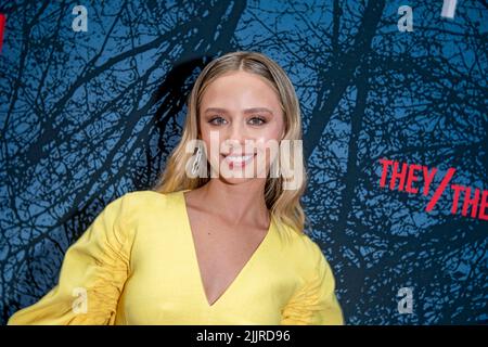 NEW YORK, NEW YORK - LUGLIO 27: Anna Lore partecipa al "LORO" New York Premiere allo Studio 525 il 27 luglio 2022 a New York City. Foto Stock