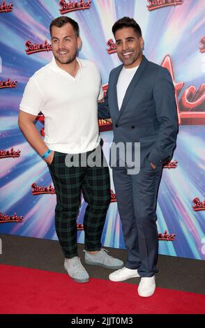 27 luglio 2022 - Londra, Inghilterra, Regno Unito - il dottor Ranj Singh partecipa al Sister Act Press Night, Hammersmith Apollo Foto Stock