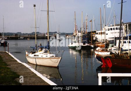 Barche e barche a Glasson dock, Lancashire, Inghilterra, UK 1977, Foto Stock