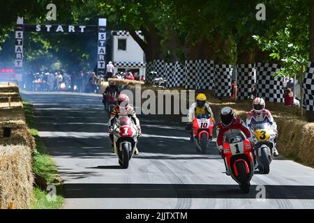 Wayne Rainey, Yamaha YZR500, Mick Doohan, Honda NSR500, due ruote Grand Prix Heroes, Goodwood Festival of Speed, The Innovators - Masterminds of Motor Foto Stock