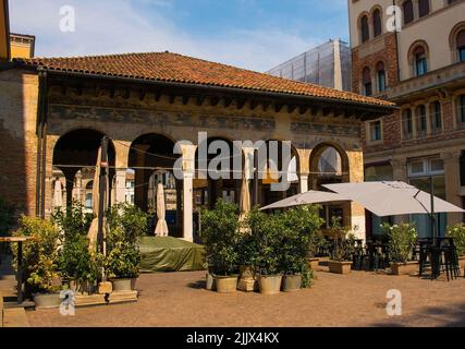 La medievale Loggia dei Cavalieri - una loggia bizantina del XIII secolo che ha influenzato il centro storico di Treviso, Veneto, Italia nord-orientale Foto Stock