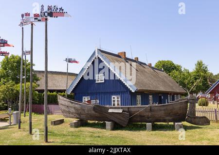 Lituania casa, un cottage di pescatori, ora un museo, a Nida sulla Spit curoniana, Neringa, Lituania, stati baltici, Europa Foto Stock