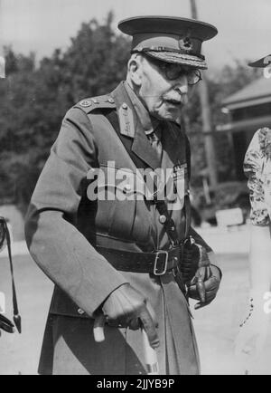 Nuovo Ritratto del Duca di Connaught -- un ritratto recente di S.R.H. il Duca di Connaught, figlio unico sopravvissuto della regina Vittoria, che è nel suo 89th anno, preso durante la sua visita alla fondazione di guerra della polizia militare, ad Aldershot. Agosto 30, 1939. (Foto di Sports & General Press Agency Limited). Foto Stock