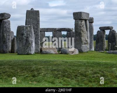 L'antico monumento preistorico di Stonehenge vicino ad Amesbury, nel Wiltshire, Inghilterra, Regno Unito, è ora un sito patrimonio dell'umanità dell'UNESCO. Foto Stock