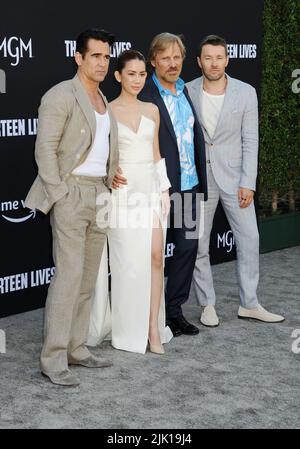 LOS ANGELES, CA - LUGLIO 28: (L-R) Colin Farrell, Pattakorn 'ploy' Tangsupakul, Viggo Mortensen e Joel Edgerton partecipano alla prima di prime Video ' Foto Stock