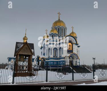 Chiesa del Kazan icona della Madre di Dio fotografata nella neve 2021 dicembre Foto Stock