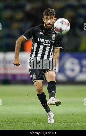 Bruxelles, Belgio. 29th luglio 2022. Ali Gholizadeh di Charleroi è stato raffigurato in azione durante una partita di calcio tra Royale Union Saint-Gilloise e Sporting Charleroi, venerdì 29 luglio 2022 a Bruxelles, il giorno 2/34 della prima divisione del campionato belga 'Jupiler Pro League' 2022-2023. BELGA PHOTO BRUNO FAHY Credit: Belga News Agency/Alamy Live News Foto Stock