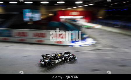 48 MORTARA Edoardo (swi), ROKIT Venturi Racing, Mercedes-EQ Silver Arrow 02, in azione durante l'ePrix di Londra 2022, 9th meeting del Campionato del mondo di Formula e ABB FIA 2021-22, sull'Excel di Londra dal 30 al 31 luglio, a Londra, Regno Unito - Foto: Cl.. Foto Stock