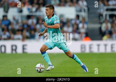 Newcastle, Regno Unito. 29th luglio 2022. Luis Muriel di Atalanta in azione durante la partita pre-stagione tra Newcastle United e Atalanta Bergamasca Calcio al St. James's Park, Newcastle venerdì 29th luglio 2022. (Credit: Will Matthews | MI News) Credit: MI News & Sport /Alamy Live News Foto Stock