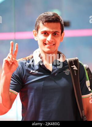 Birmingham, UK 30th luglio 2022; Common Wealth Games: Il giocatore indiano di Squash TANDON Ramit ha vinto il turno di qualificazione contro Srilanka Credit: Seshadri SUKUMAR/Alamy Live News Foto Stock