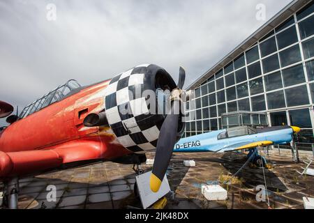 Aeroporto di Stoccarda, Germania, museo degli aerei open space vintage Propeller aerei motorizzati in mostra Foto Stock