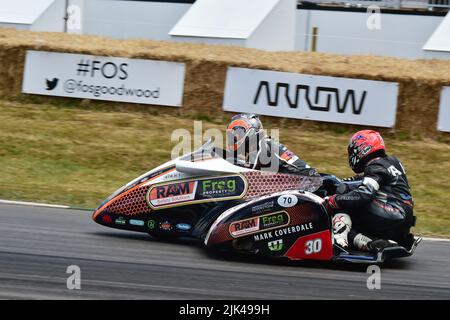 Maria Costello, LCR Kawasaki F2, Contemporary Racing Motorcycle, attuali moto da corsa solista e costumi sidecar, Goodwood Festival of Speed, The Foto Stock