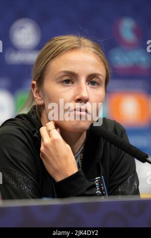 Londra, Regno Unito. 30th luglio 2022. Calcio: Nazionale, donne, Euro 2022, prima della finale, conferenza stampa finale Inghilterra, Wembley Stadium: Leah Williamson parla. Credit: Sebastian Gollnow/dpa/Alamy Live News Foto Stock