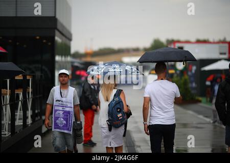 Paddock durante il GP d'Ungheria, 28-31 luglio 2022 all'Hungaroring, campionato del mondo di Formula 1 2022. Foto Stock