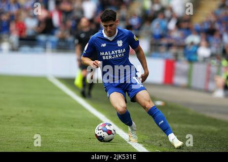 Cardiff, Regno Unito. 30th luglio 2022. Callum o'Dowda di Cardiff City in azione. EFL Skybet Championship Match, Cardiff City contro Norwich City al Cardiff City Stadium di Cardiff, Galles, sabato 30th luglio 2022. Questa immagine può essere utilizzata solo a scopo editoriale. Solo per uso editoriale, licenza richiesta per uso commerciale. Nessun uso in scommesse, giochi o un singolo club/campionato/player pubblicazioni. pic di Andrew Orchard/Andrew Orchard sport fotografia/Alamy Live news credito: Andrew Orchard sport fotografia/Alamy Live News Foto Stock