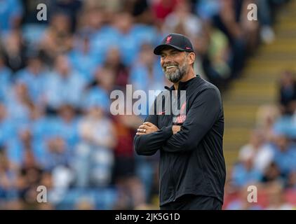 Leicester. 31st luglio 2022. Il direttore di Liverpool, Jurgen Klopp, reagisce durante la partita della Community Shield inglese tra Liverpool e Manchester City a Leicester, Gran Bretagna, il 30 luglio 2022. Credit: Xinhua/Alamy Live News Foto Stock