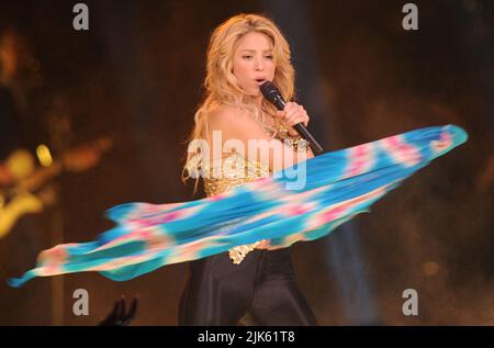 SUNRISE, FL - SETTEMBRE 25: Latin Singer Shakira (AKA Shakira Isabel Mebarak Ripolli- nato: 2-Feb-1977 luogo di nascita: Barranquilla, Colombia) si esibisce al centro BankAtlantic il 24 Settembre 2010 in Sunrise Florida People: Shakira Foto Stock