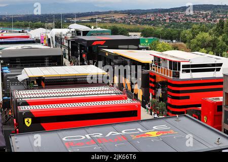 Budapest, Ungheria. 31st luglio 2022. Atmosfera paddock. Gran Premio d'Ungheria, domenica 31st luglio 2022. Budapest, Ungheria. Credit: James Moy/Alamy Live News Foto Stock