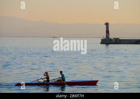 Kayak da mare, baia di Salonicco, Salonicco, Macedonia, Grecia nord-orientale Foto Stock