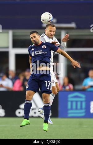 Stadio Gillette. 30th luglio 2022. MA, USA; New England Revolution midfielder Sebastian Lletget (17) in azione durante una partita MLS tra Toronto FC e New England Revolution al Gillette Stadium. Anthony Nesmith/CSM/Alamy Live News Foto Stock