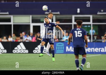 Stadio Gillette. 30th luglio 2022. MA, USA; New England Revolution midfielder Sebastian Lletget (17) in azione durante una partita MLS tra Toronto FC e New England Revolution al Gillette Stadium. Anthony Nesmith/CSM/Alamy Live News Foto Stock