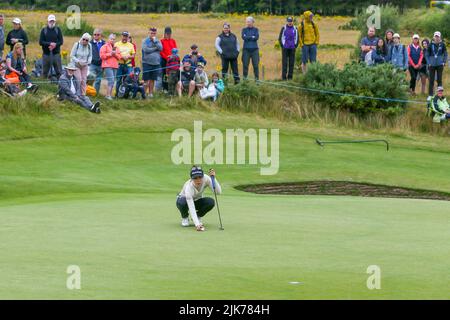 Irvine, Regno Unito. 31st luglio 2022. L'ultimo giorno del Trust Golf Women's Scottish Golf al Dundonald Links Golf Course, Irvine, Ayrshire, Regno Unito, i primi 12 giocatori sono separati da soli 4 colpi. I giocatori stanno giocando per una borsa totale di $2.000.000 e il prestigioso trofeo. Credit: Findlay/Alamy Live News Foto Stock