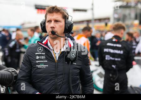 VOWLES James, Strategy Director, Mercedes AMG F1 Team, Portrait griglia di partenza, Grille de partenza, durante la Formula 1 di Aramco Magyar Nagydij 2022, Gran Premio d'Ungheria 2022, 12th round del Campionato Mondiale di Formula uno FIA 2022 dal 28 al 31 luglio 2022 sull'Hungaroring, a Mogyorod, Ungheria - Foto Antonin Vincent / DPPI Foto Stock