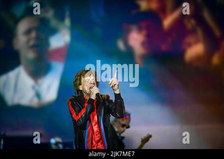 STOCKHOLM 20220731Mick Jagger quando i Rolling Stones si esibiscono alla Friends Arena domenica sera. Foto: Ali Lorestani / TT / codice 11950 Foto Stock