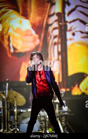 STOCKHOLM 20220731Mick Jagger quando i Rolling Stones si esibiscono alla Friends Arena domenica sera. Foto: Ali Lorestani / TT / codice 11950 Foto Stock