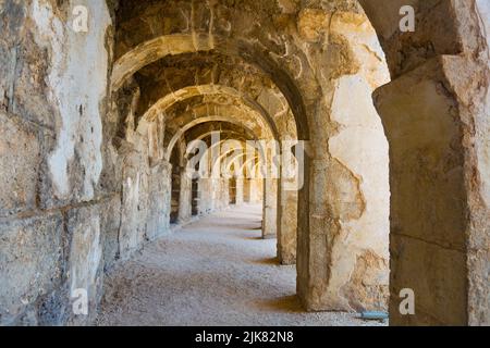 Arco nel teatro Aspendos Foto Stock