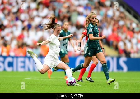 Londra, Regno Unito. 07th luglio 2021. Londra, Inghilterra, luglio 31st 2022: Keira Walsh (4 Inghilterra) durante la partita di football finale UEFA Womens Euro 2022 tra Inghilterra e Germania al Wembley Stadium, Inghilterra. (Kevin Hodgson /SPP) Credit: SPP Sport Press Photo. /Alamy Live News Foto Stock