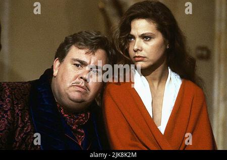 John Candy & Ornella Muti Film: Una volta su un crimine... (USA/DE 1992) personaggi: Augie Morosco & Elena Morosco Direttore: Eugene Levy 06 Marzo 1992 **ATTENZIONE** questa foto è solo ad uso editoriale ed è copyright di MGM e/o del fotografo assegnato dalla Film o dalla Società di produzione e può essere riprodotta solo da pubblicazioni in concomitanza con la promozione del suddetto Film. È richiesto un credito obbligatorio per MGM. Il fotografo deve essere accreditato anche quando è noto. Nessun uso commerciale può essere concesso senza l'autorizzazione scritta della Film Company. Foto Stock