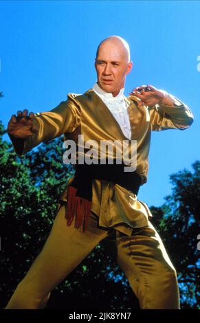 David Carradine Television: Kung fu: The Legend continua (1993) Direttore: Jorge Montesi, Paul Shapiro 27 gennaio 1993 **AVVISO** questa fotografia è ad uso esclusivamente editoriale ed è copyright di WARNER BROS e/o del fotografo assegnato dalla Film o dalla Production Company e può essere riprodotta solo da pubblicazioni in concomitanza con la promozione del suddetto Film. È richiesto un credito obbligatorio per WARNER BROS. Il fotografo deve essere accreditato anche quando è noto. Nessun uso commerciale può essere concesso senza l'autorizzazione scritta della Film Company. Foto Stock