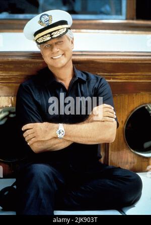 Larry Hagman Film Staying Aboat (1993) personaggi: Alexander Hollingsworth III regista: Eric Laneuville 26 novembre 1993 **ATTENZIONE** questa fotografia è ad uso esclusivamente editoriale ed è copyright di TRISTAR TELEVISION e/o del fotografo assegnato dalla Film o Production Company e può essere riprodotta solo da pubblicazioni in concomitanza con la promozione del suddetto Film. È richiesto un credito obbligatorio per TRISTAR TELEVISION. Il fotografo deve essere accreditato anche se conosciuto. Nessun uso commerciale può essere concesso senza l'autorizzazione scritta di The Film Company. Foto Stock