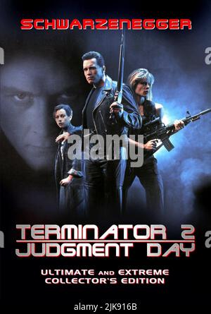 Robert Patrick, Edward Furlong, Arnold Schwarzenegger & Linda Hamilton Poster Film: Terminator 2: Jugustice Day (USA/FR 1991) personaggi: T-1000, John Connor, The Terminator, Sarah Connor regista: James Cameron 01 luglio 1991 **AVVISO** questa foto è solo per uso editoriale ed è il copyright delle IMMAGINI TRISTAR e/o del fotografo assegnato dalla Film o dalla Società di produzione e può essere riprodotta solo da pubblicazioni in concomitanza con la promozione del suddetto Film. È richiesto un credito obbligatorio per LE IMMAGINI TRISTAR. Il fotografo deve essere accreditato anche quando è noto. Nessuna commercc Foto Stock