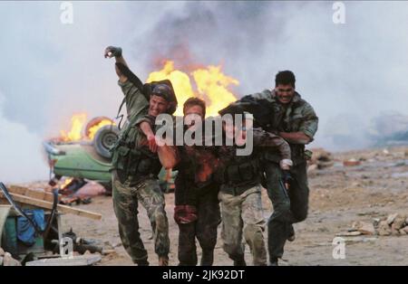 Rick Rossovich, Michael Biehn, Charlie Sheen e Paul Sanchez Film: Navy Seals (USA 1990) personaggi: Leary, Lt. James Curran, Lt. Dale Hawkins, Ramos regista: Lewis Teague 20 luglio 1990 **ATTENZIONE** questa foto è solo per uso editoriale ed è il copyright di MGM e/o del fotografo assegnato dalla Film o dalla Società di produzione e può essere riprodotto solo da pubblicazioni in concomitanza con la promozione del suddetto Film. È richiesto un credito obbligatorio per MGM. Il fotografo deve essere accreditato anche quando è noto. Nessun uso commerciale può essere concesso senza autorizzazione scritta da parte della Film Co Foto Stock